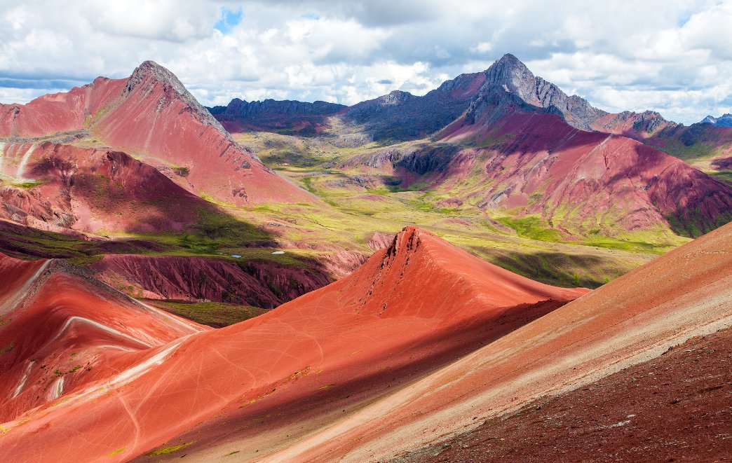 How Did Rainbow Mountain Get Its Colors