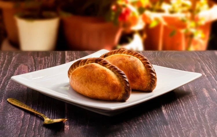 Dining Etiquette and Culinary Traditions 