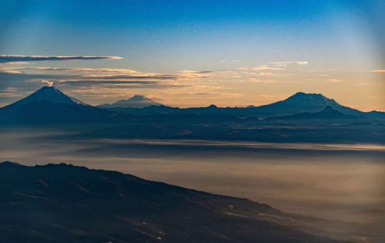 The Avenue of the Volcanoes as Orientation