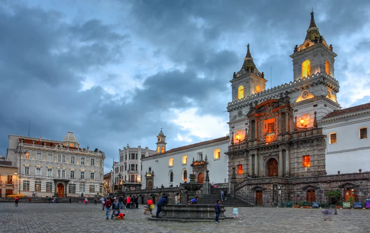 The Historic Center as Living Archive