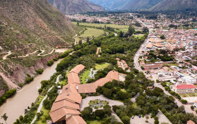 Place Altitude and Sacred Geography