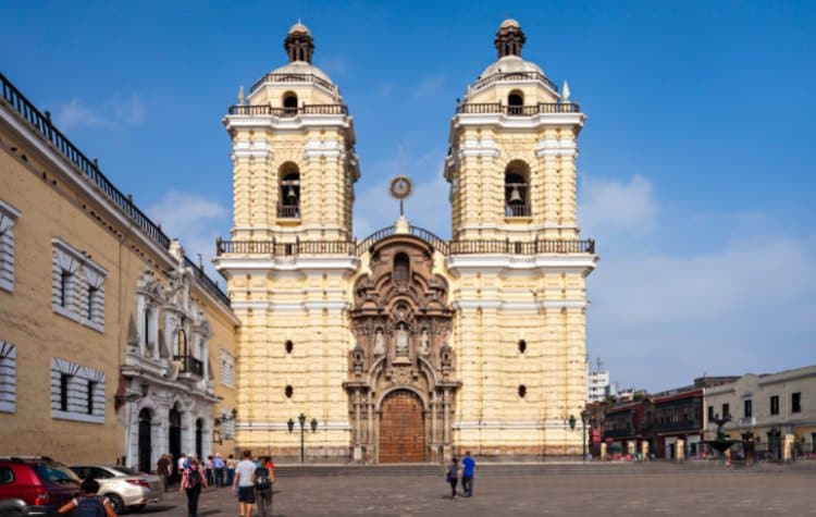 Family Trip To Peru - Go Museum Hopping in Lima