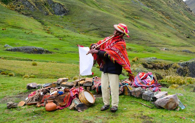 How Buying A Souvenir Can Support Local Peruvian and Quechua People