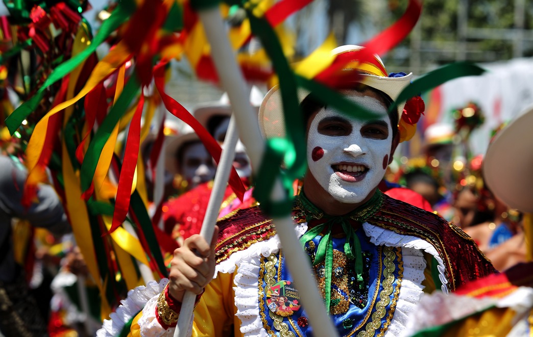 A Guide To Visiting Carnival in Colombia