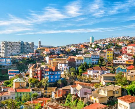 Why Valparaiso Is The Most Romantic City in Chile For Your Honeymoon