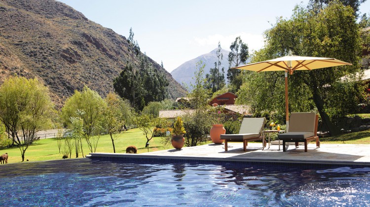Bet hotels in Sraced Valley