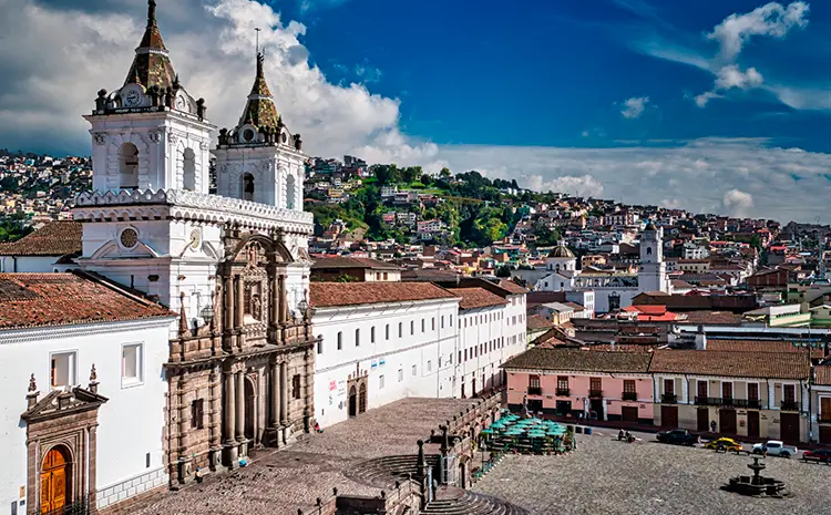Can You Combine Cuenca Quito and the Galápagos