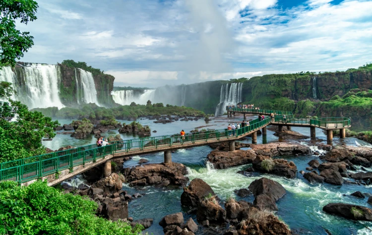 Iguazú Falls and the North
