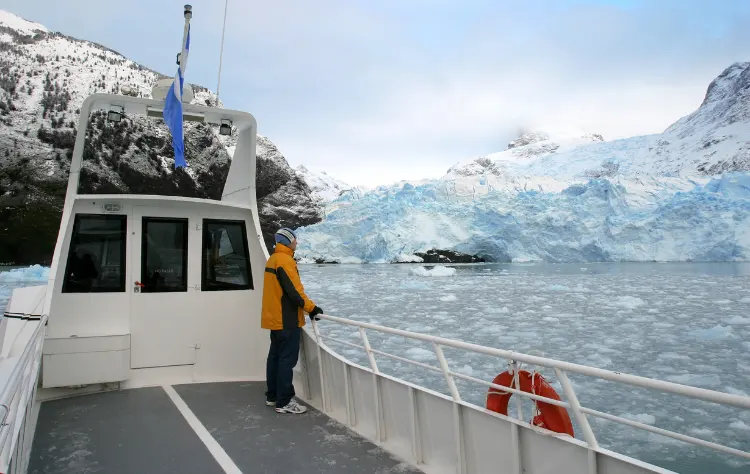 El Calafate and Los Glaciares_ Argentina’s Ice Kingdom