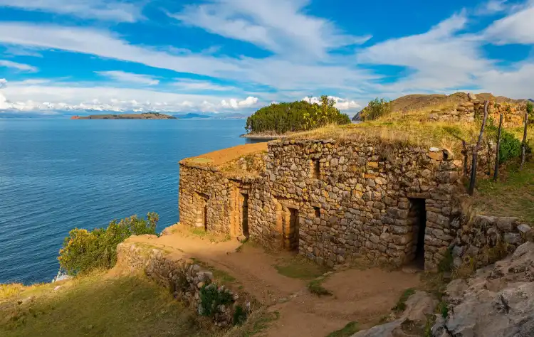 Exploring Isla del Sol and Isla de la Luna