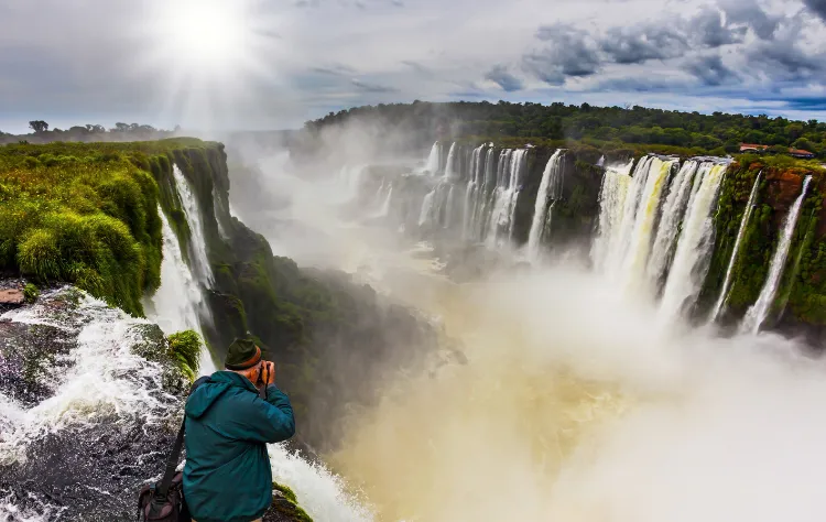 Iguazú Falls_ Where Nature Overwhelms and Renews