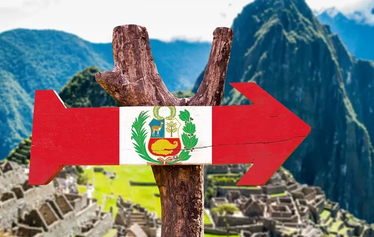 The Peru Flag in Everyday Life
