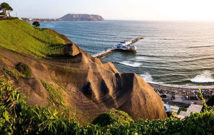 Walking the Malecón