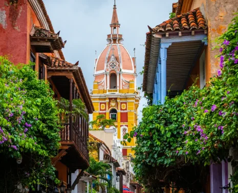 A Cartagena Trip Where History, Color, and Coastal Ease Converge