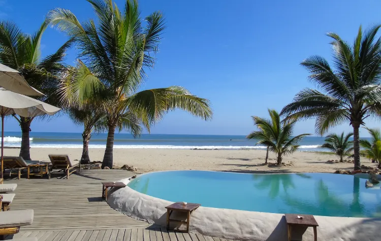 Where You Stay Shapes the Coastal Experience
