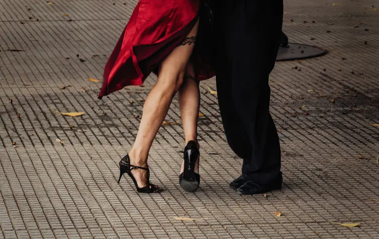 The Value of Private Context in Buenos Aires
