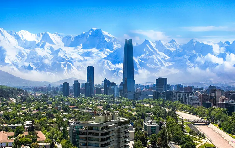 What Travelers Should Expect on December 24 and 25